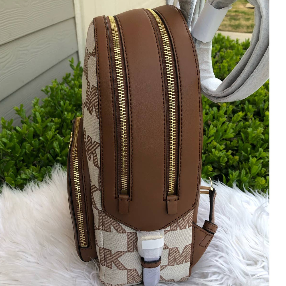 New Michael Kors Jaycee Medium Logo Zip Pocket Backpack - Picture 4 of 9